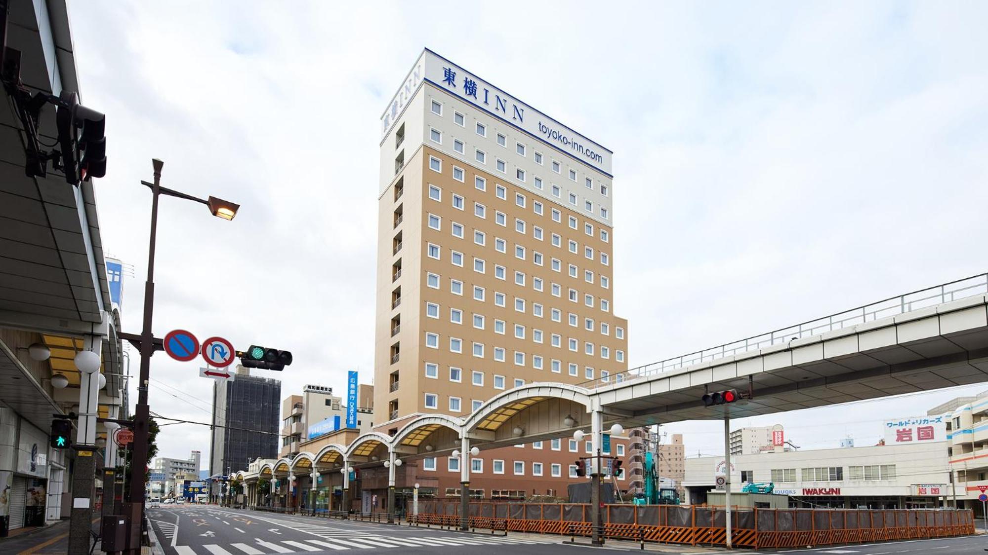 Toyoko Inn Iwakuni Eki Nishi Guchi Buitenkant foto
